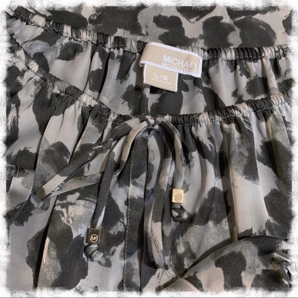 MICHAEL MICHAEL KORS Charmeuse Top - Picture 6 of 7